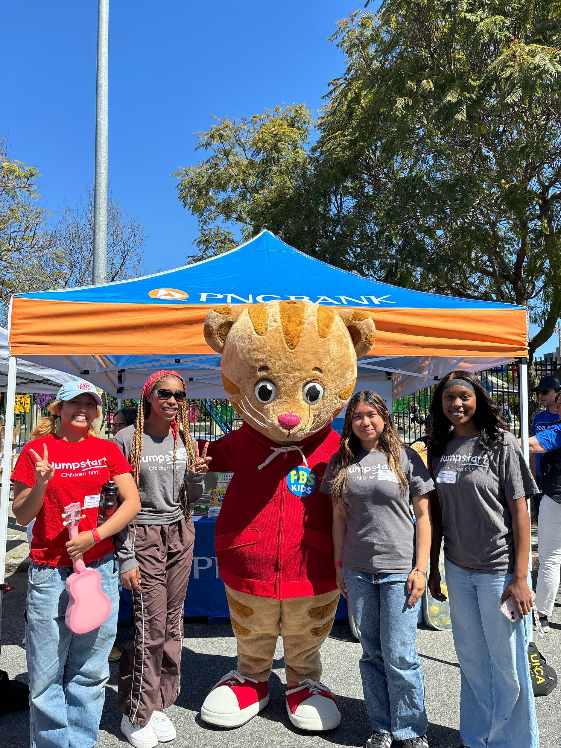 Daniel Tiger and Jumpstart mentees